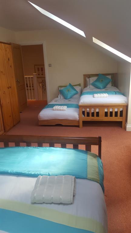 Penthouse Apartment Sleeps 11 Edinburgh Eksteriør billede